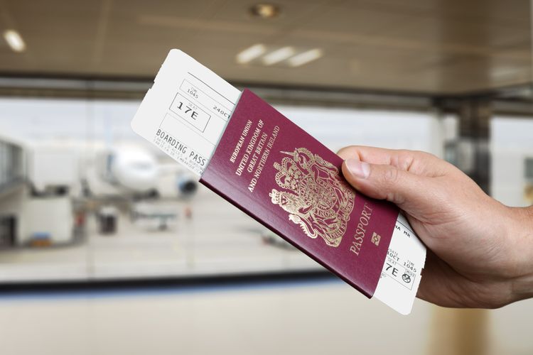 Do You Need To Renew Your UK Passport Before Brexit?