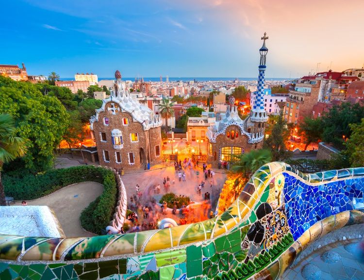 8 Reasons To Visit Barcelona Right Now