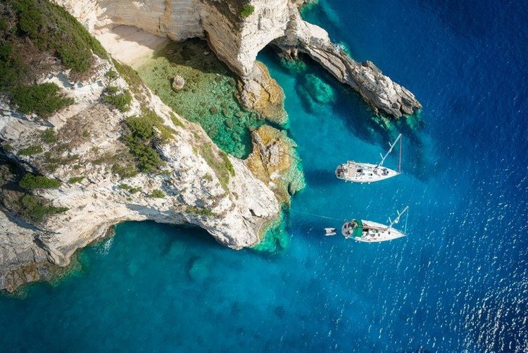 4 Reasons Why the Greek Islands Are Gross 