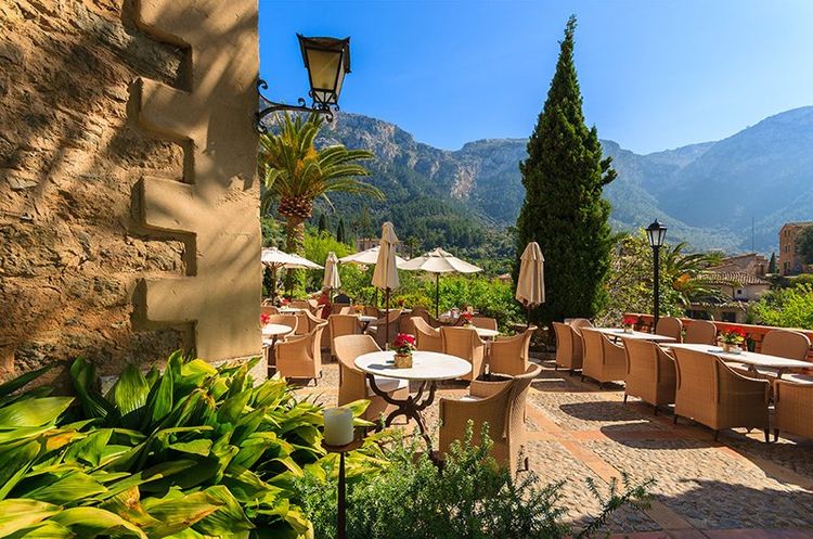 Top 10 Mind-Blowing Restaurants In Majorca