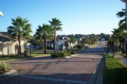 Houses in Davenport