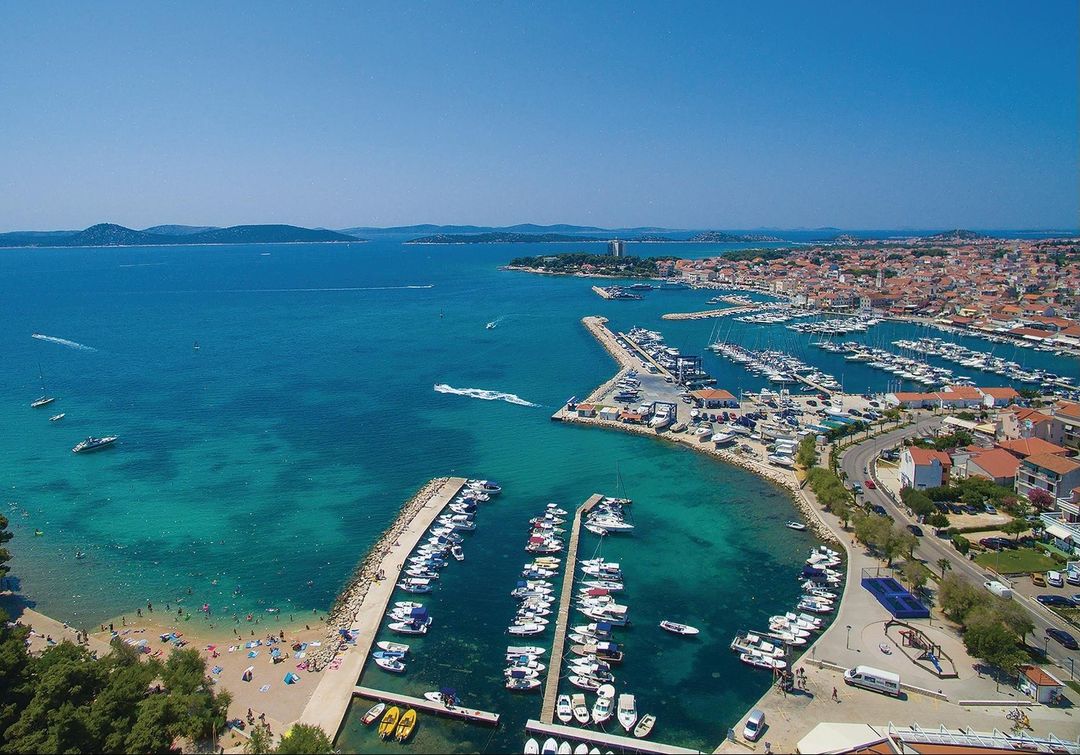 Apartments in Tisno