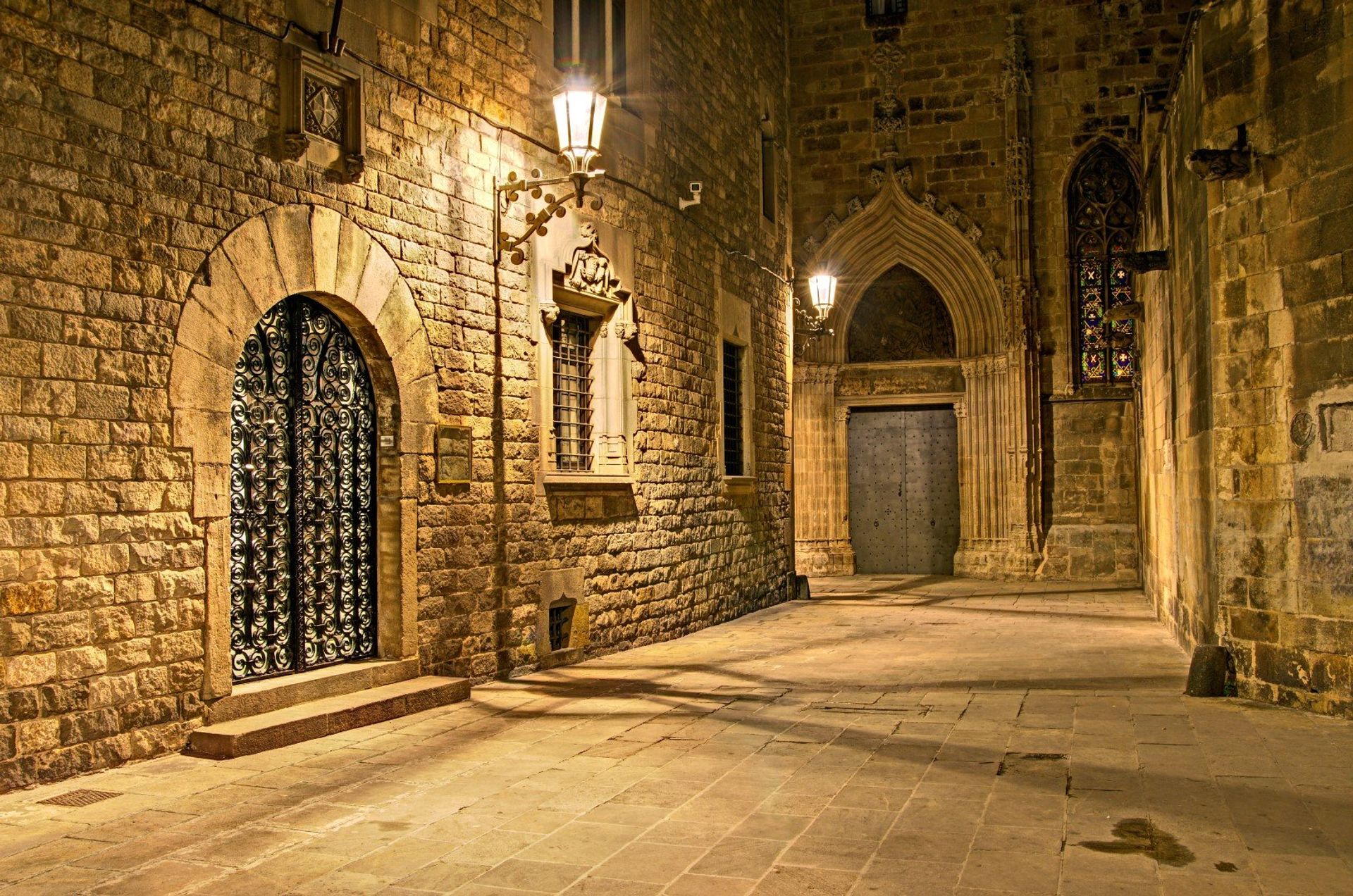 The old Gothic quarter behind the cathedral in the old town