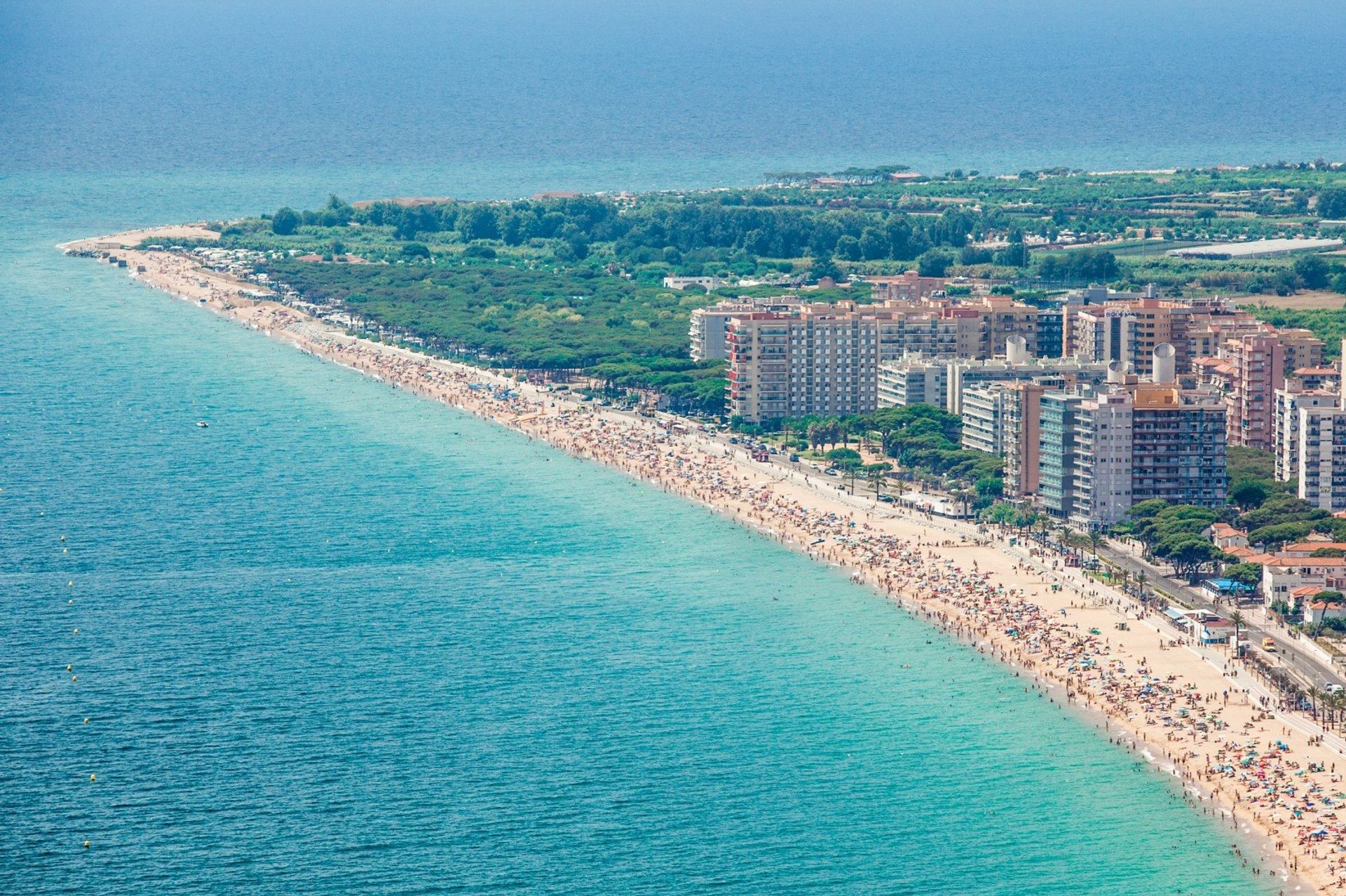 Blanes' long stretch of coast boasts glorious golden sand and pure blue waters, home to 5 beautiful beaches