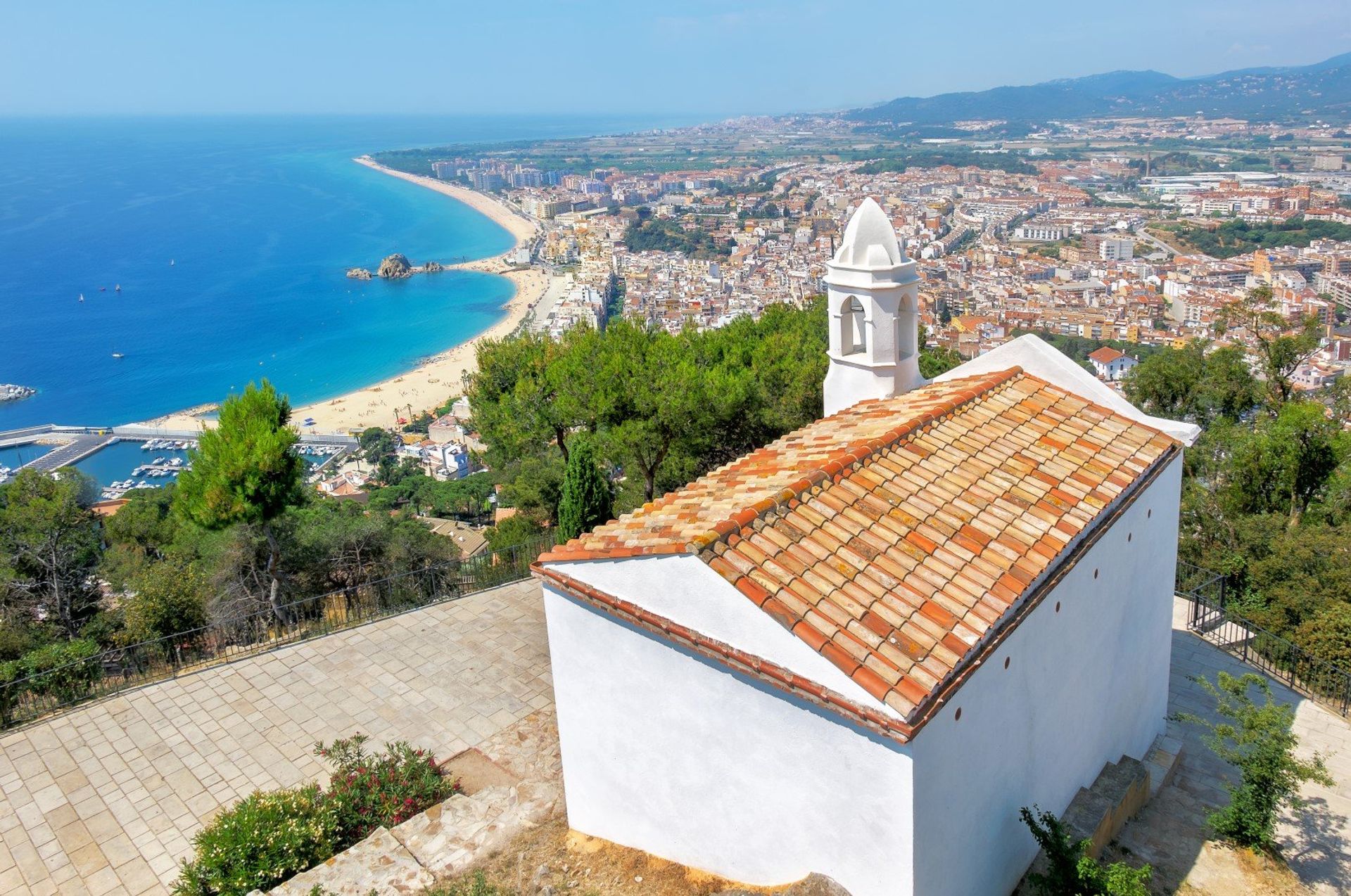 A hike up to the 173m-high mountaintop fortress of San Jan will reward you with panoramic views of the coast and port 