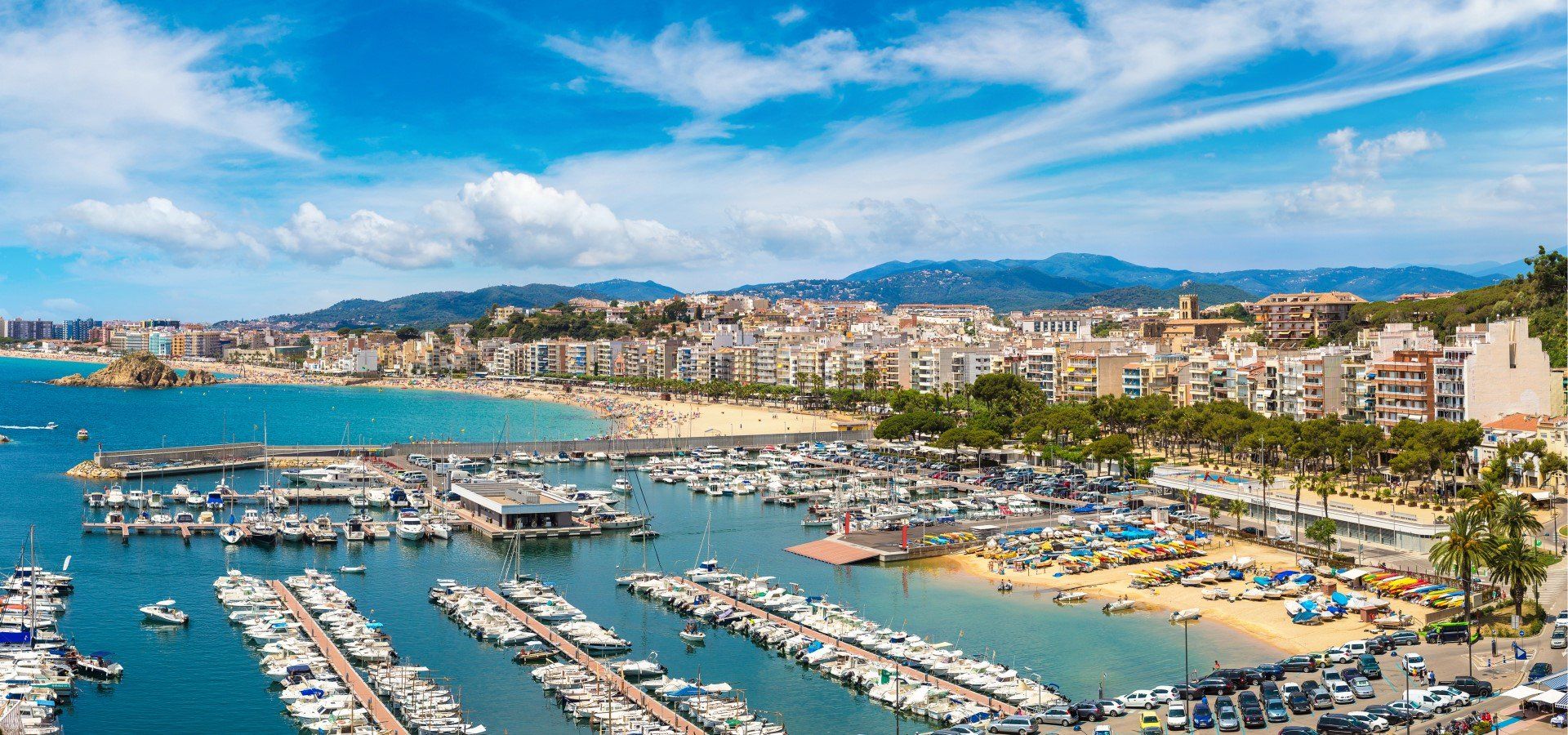 Blanes' port combines fishing and sport, while the marina quay is run by the Blanes Sailing Club