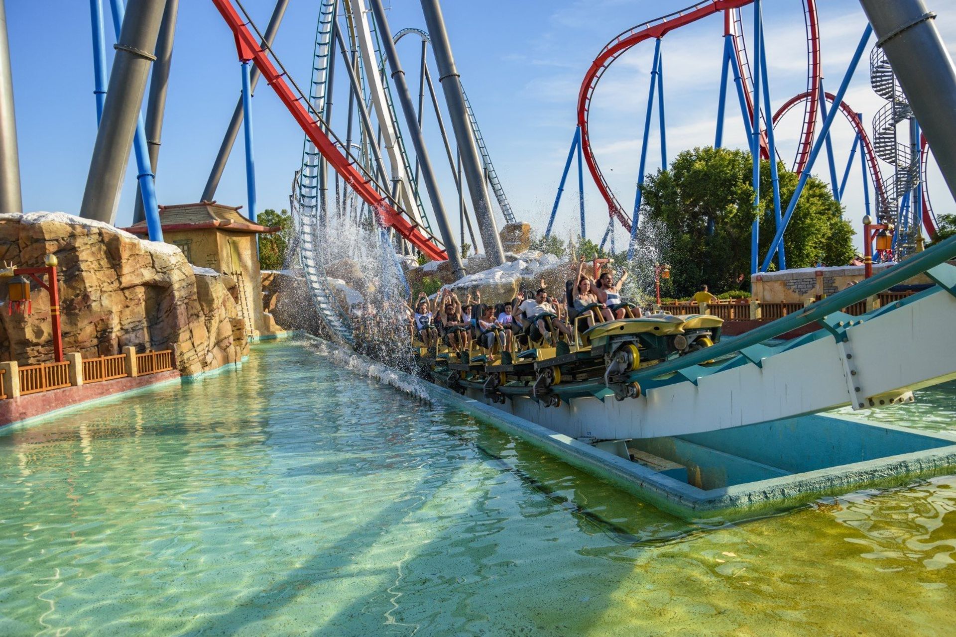 Make a splash at PortAventura World, the largest theme park in Spain