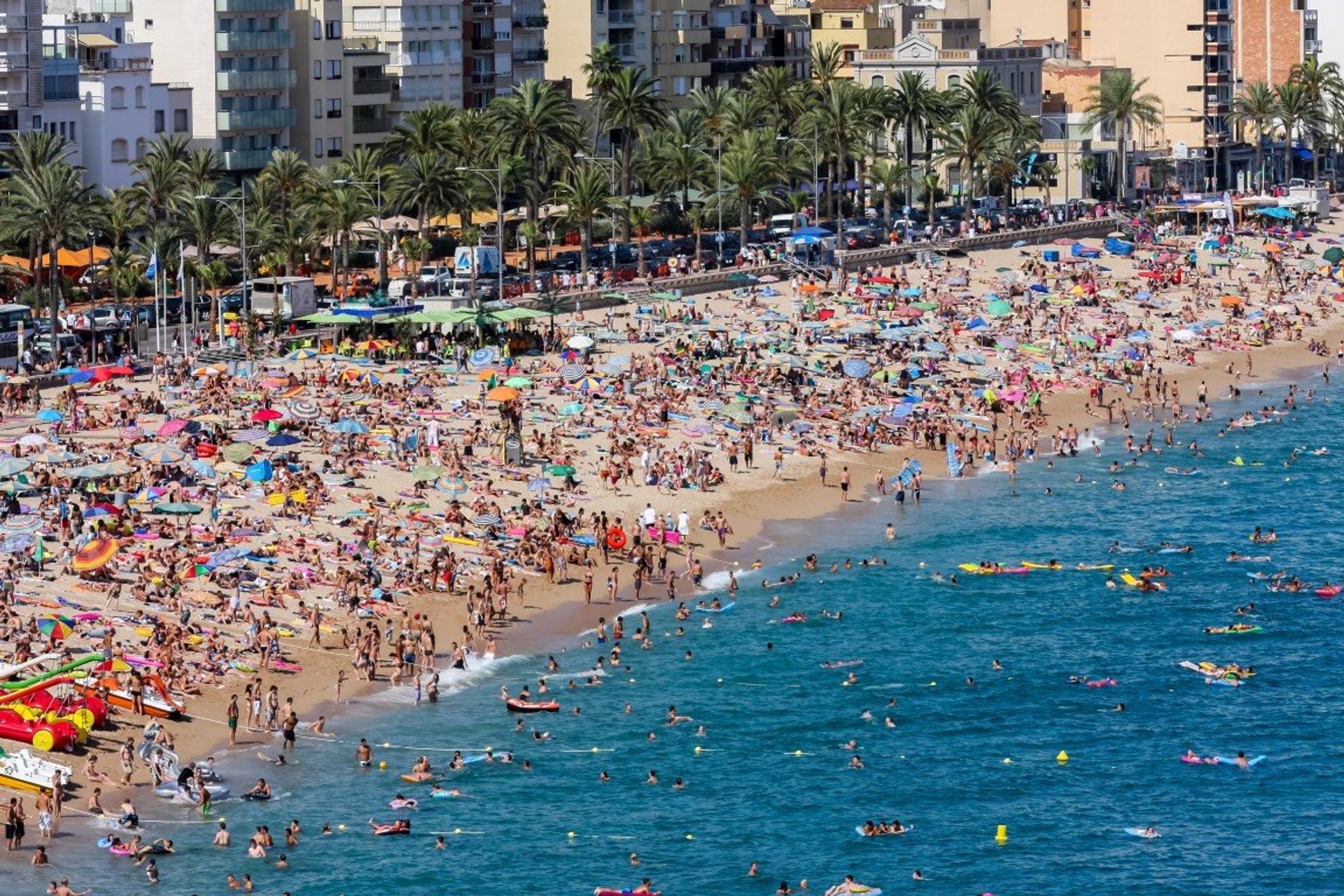 Lloret de Mar is home to some of the most popular Blue Flag beaches on the Costa Brava