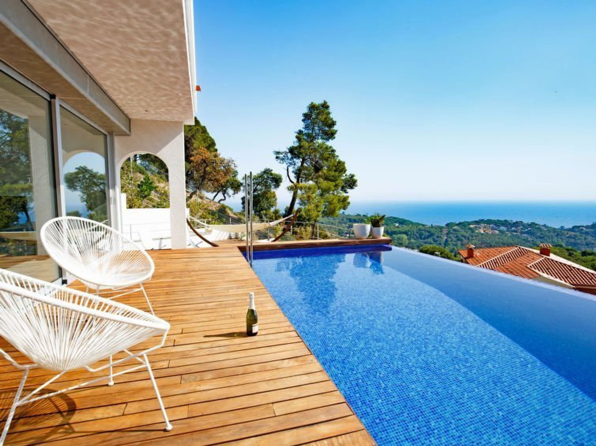 Enjoy stunning views of the Costa Brava landscape from your own infinity pool