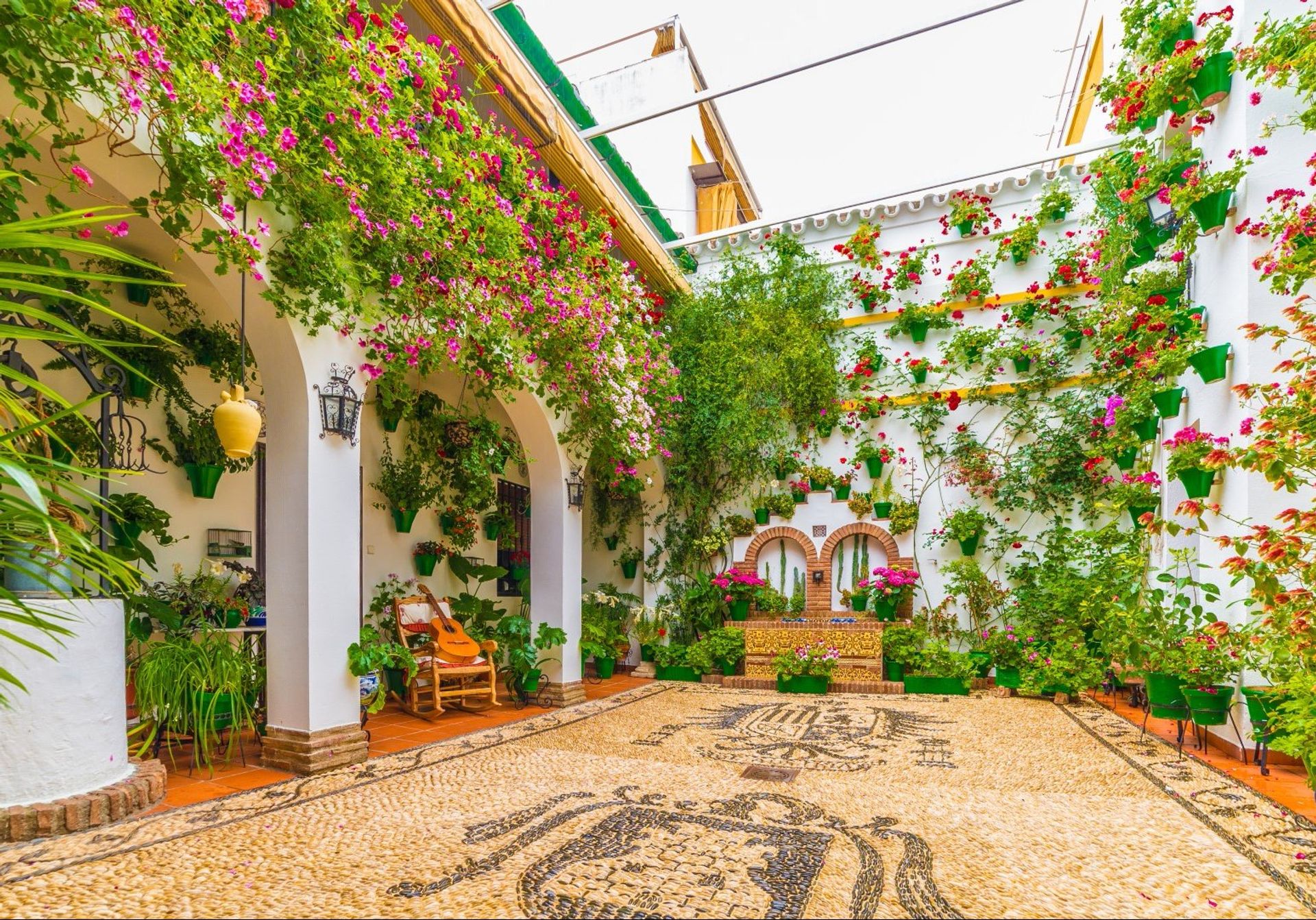 In Córdoba witness the lively, colourful festivals, like the Battle of the Flowers in May