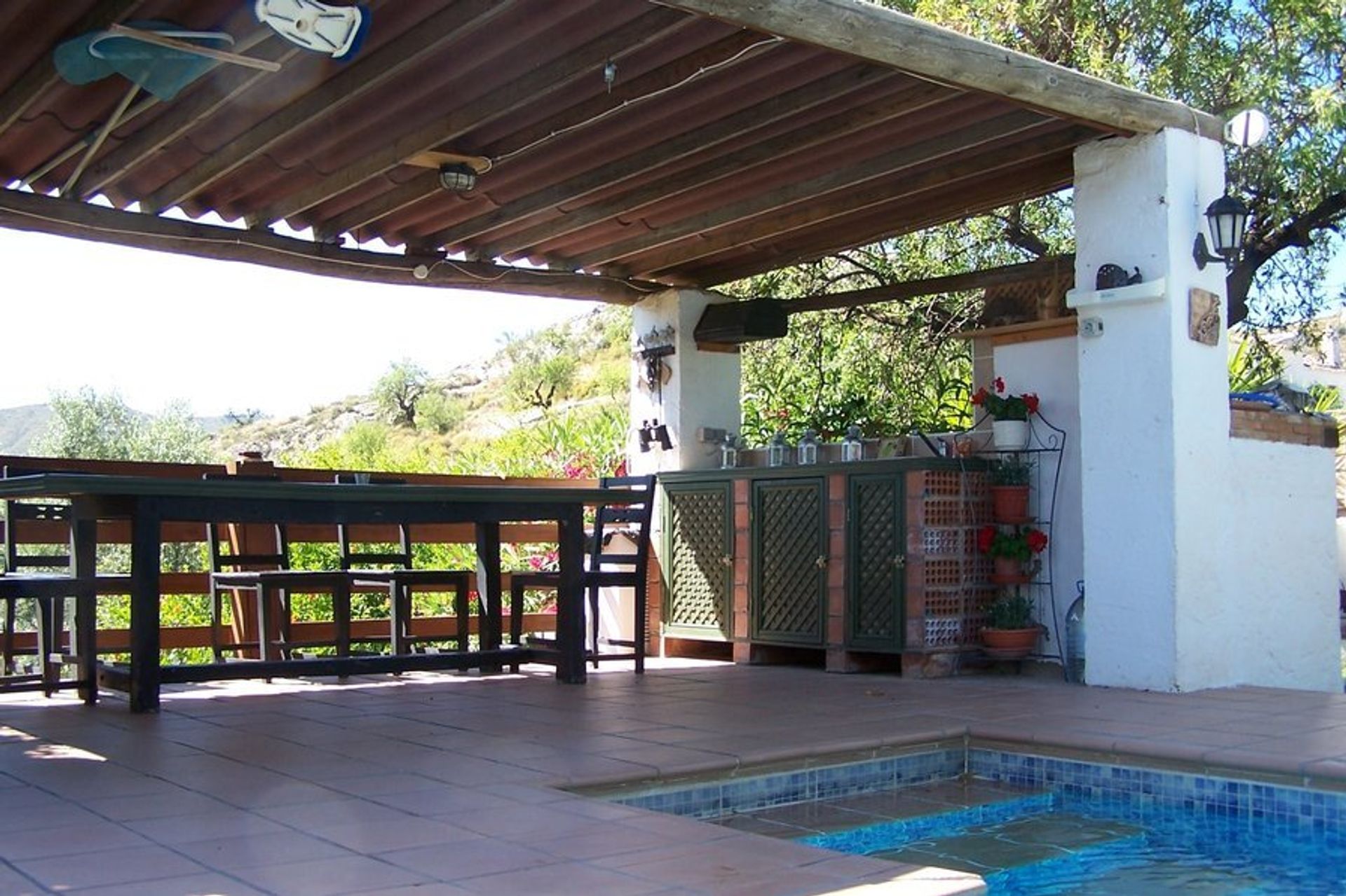 Stay in a typical Andalucian farmhouse overlooking the mountains