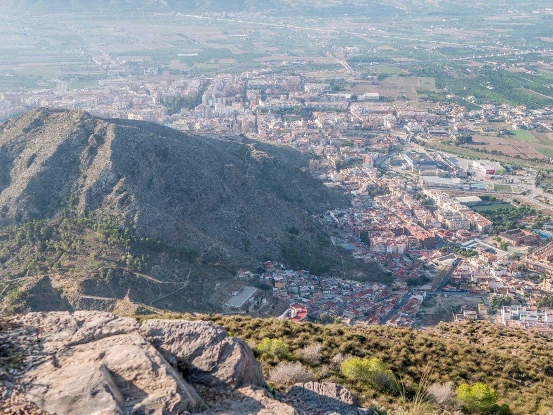 Historic Orihuela is home to over 50,000 inhabitants. You can reach Orihuela using the N340 from Alicante