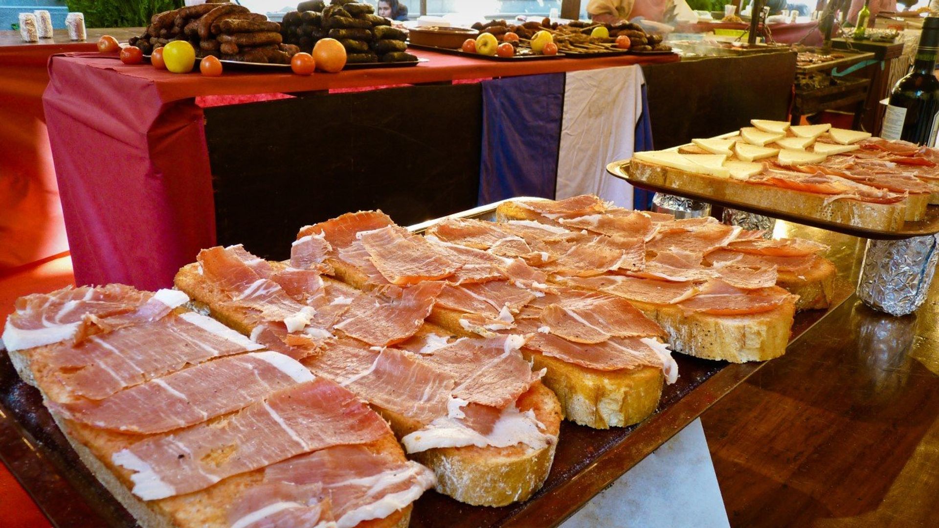 Sample the local delicacies at the traditional market held every Tuesday in Monserratina neighbourhood
