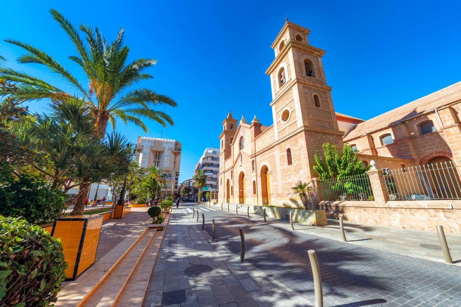 Parroquia de la Inmaculada Concepción, in the centre of town, dates back to the 18th century