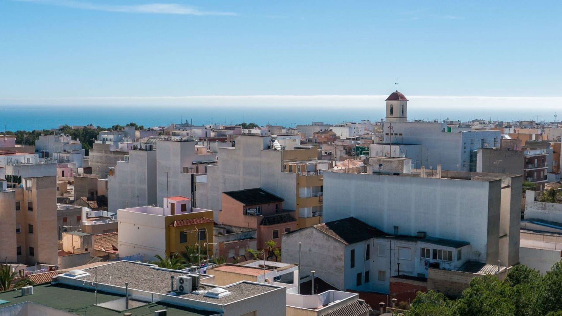 Guardamar has a typical Spanish feel, unlike its livelier nieghbour Benidorm