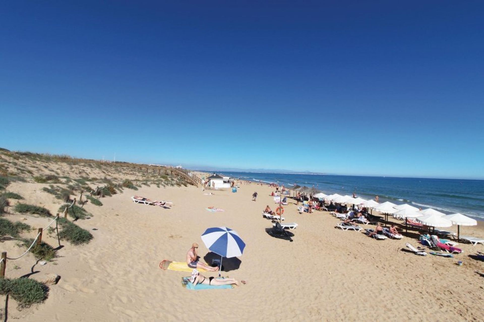 Enjoy a relaxing family-friendly holiday by the Mediterranean