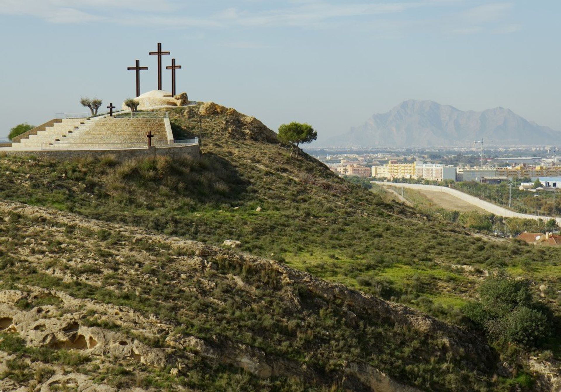 The iconic 3 crosses, just behind Rojales village is the perfect place to take in majestic views of the countryside
