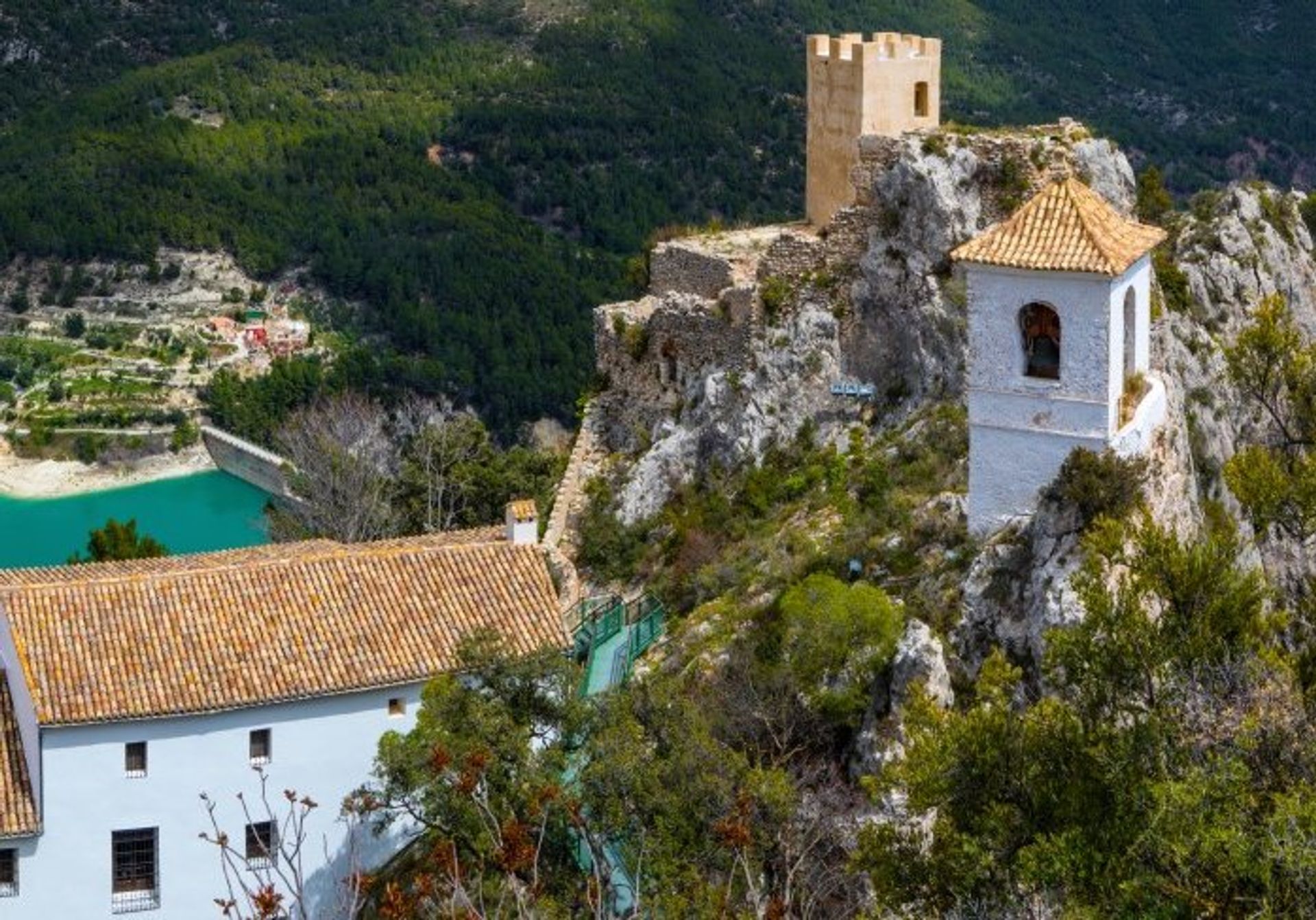 Take a day trip to Guadalest Castle and enjoy panoramic views of the surrounding countryside