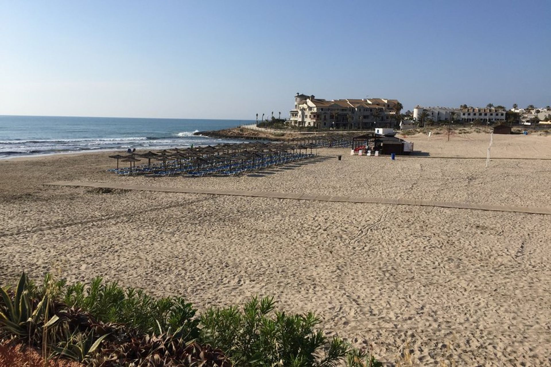 Awarded a Blue Flag for cleanliness and safety, Cala Bosque beach is ideal for a family friendly day out by the coast