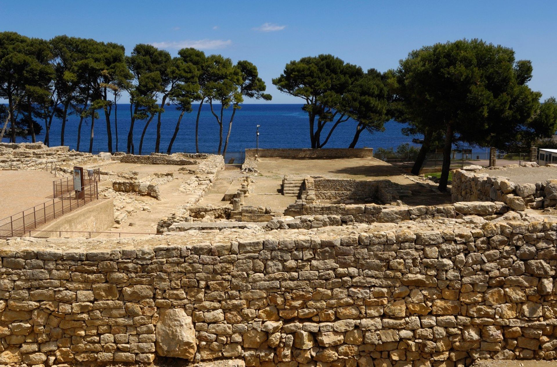 Discover the area's rich past with a visit to the famous Greek and Roman remains of Empuries
