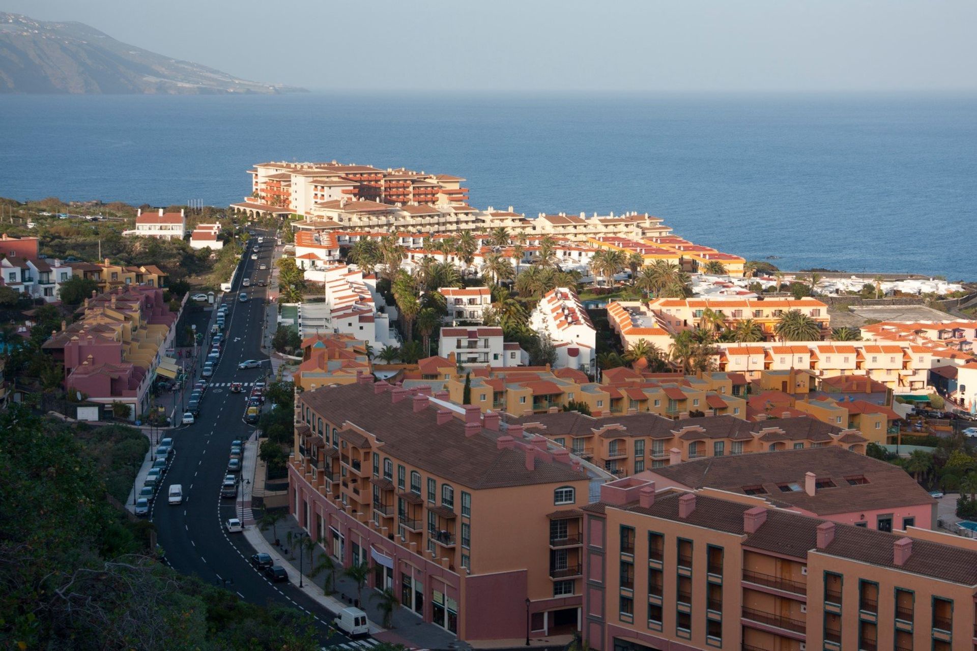 The resort town of Los Cancajos is an ideal destination for a relaxing family holiday