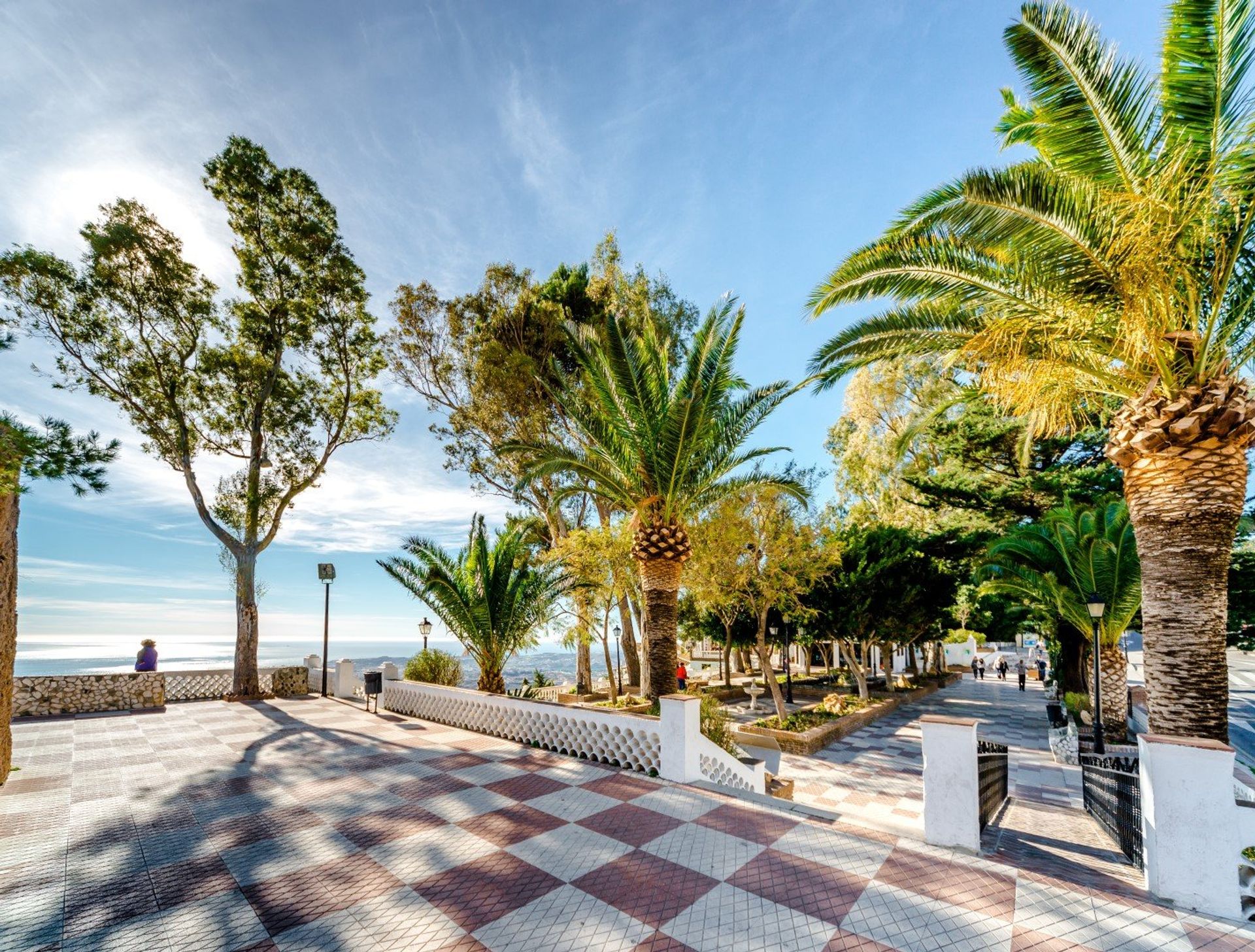 Enjoy a relaxing stroll with family down La Cala de Mijas' beautiful promenade, with its coastal path stretching to Calahonda