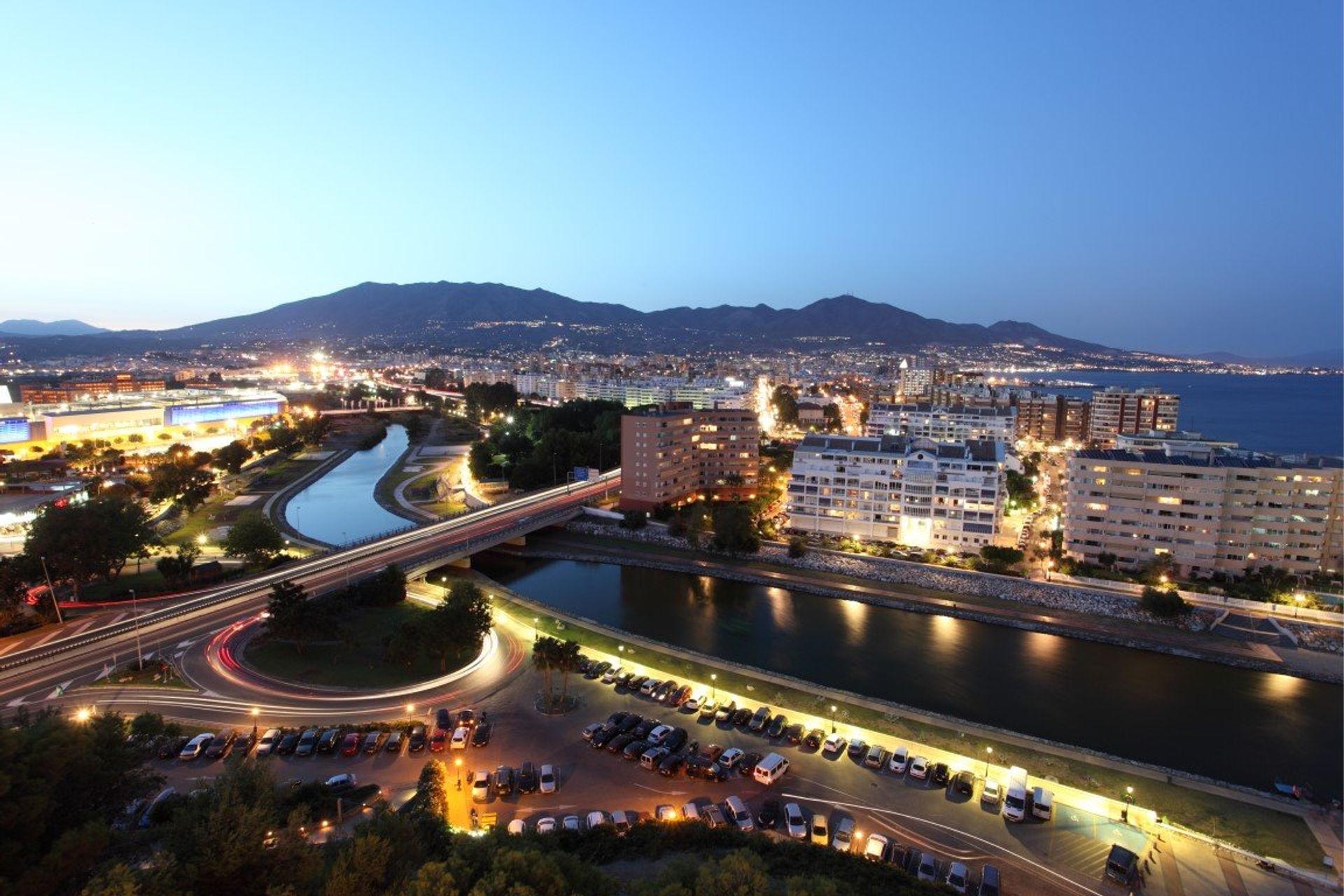 Fuengirola's city centre is a hive of activity, with train and bus links, restaurants, bars and cafes