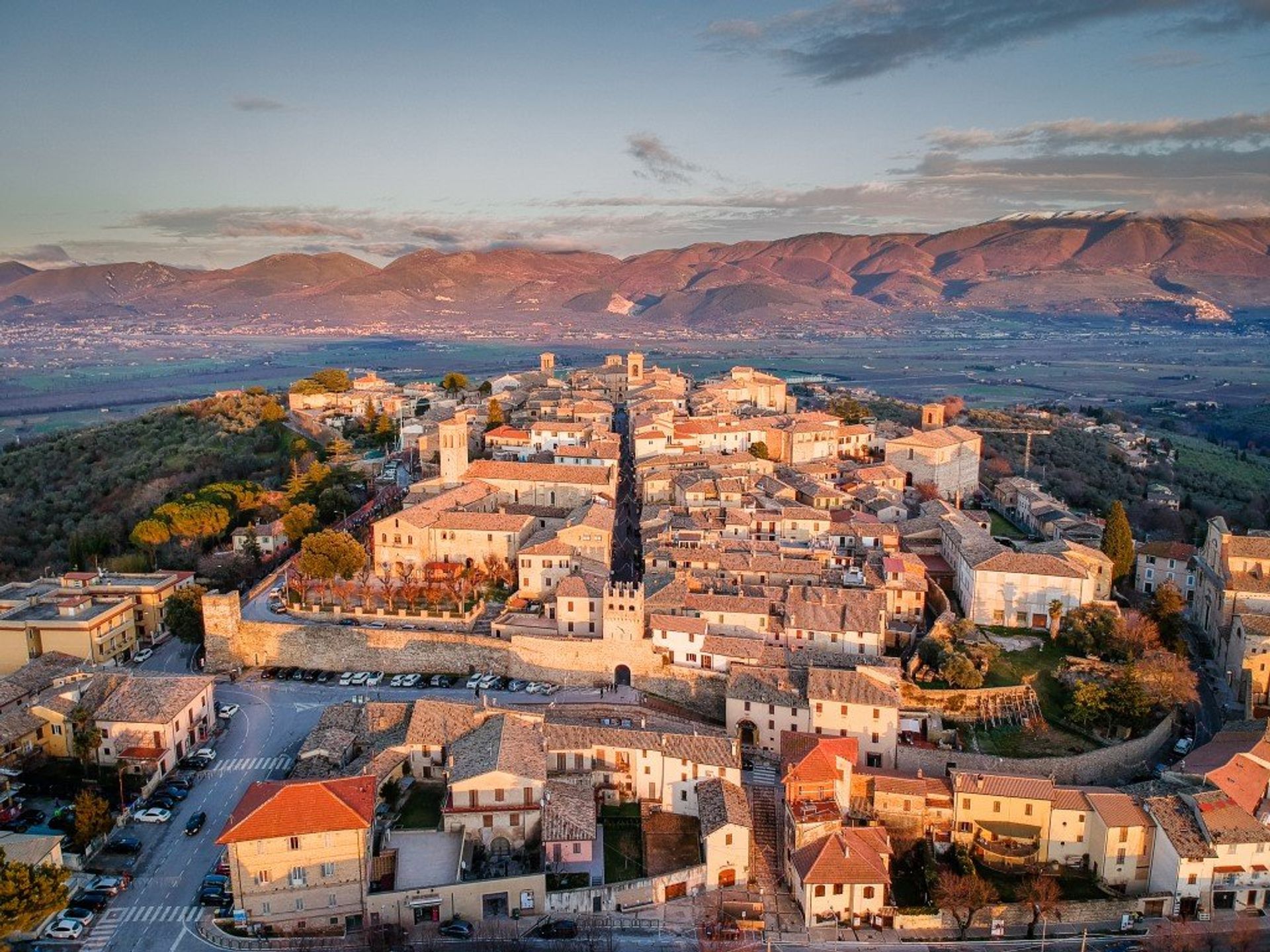 Montefalco in Umbria is one of 3 medieval walled towns, known for its delicious wine