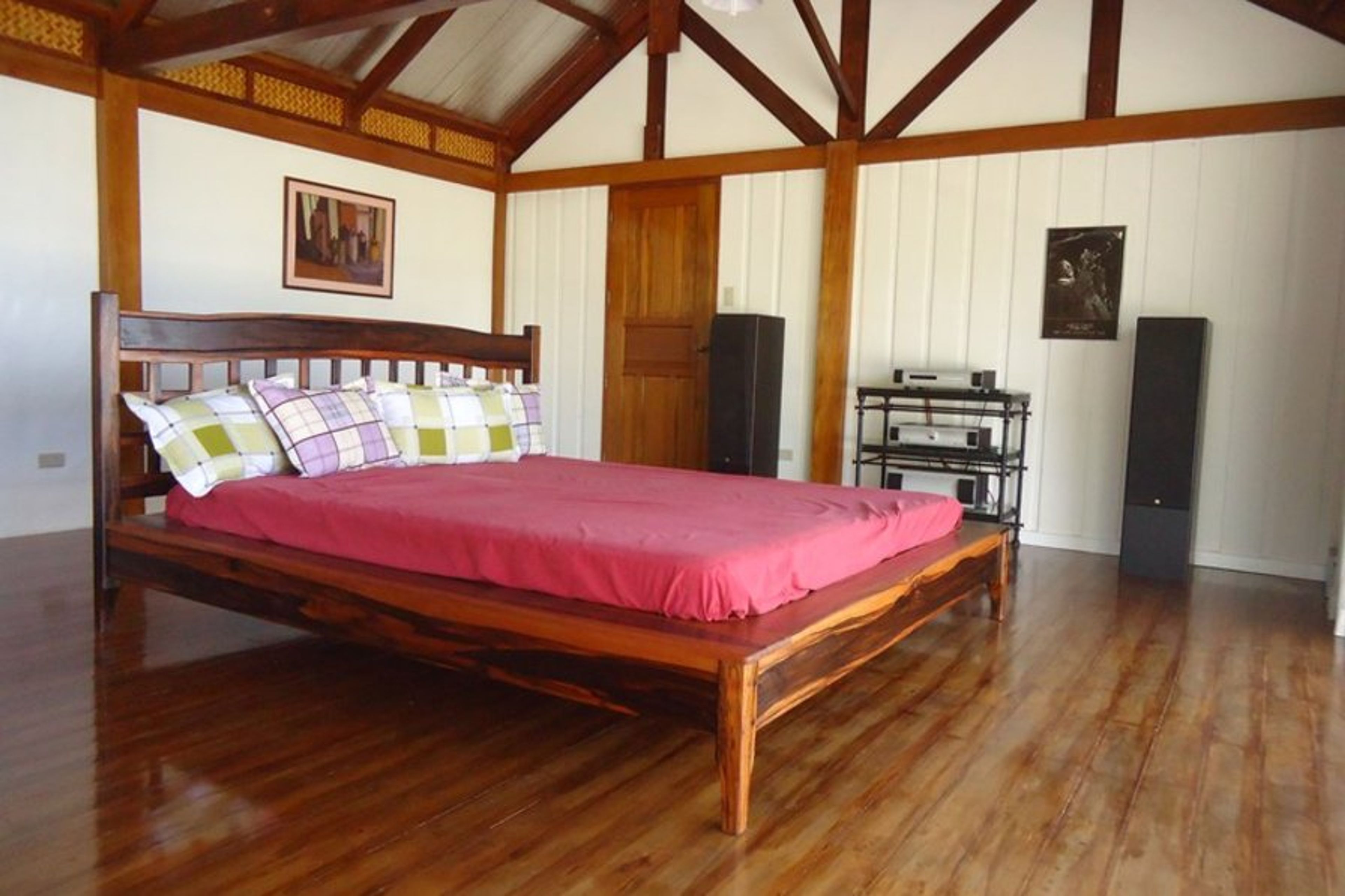 Ylang Ylang Suite (Bedroom)