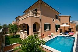 Alcúdia villa to rent