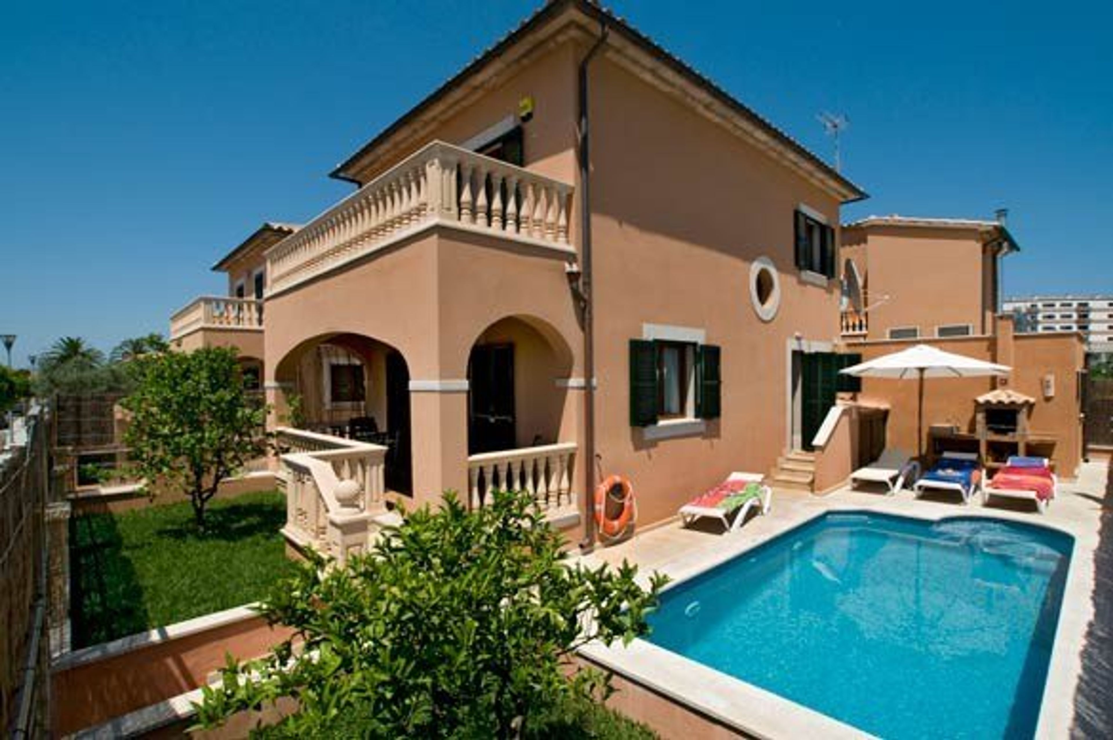 Main Villa and Pool view.