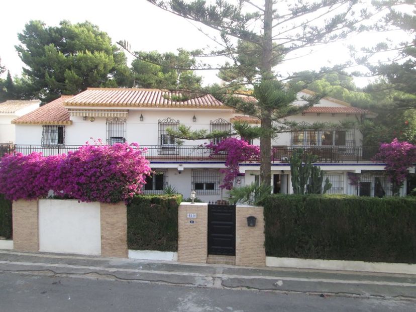 Villa in Aguamarina, Spain: front of villa