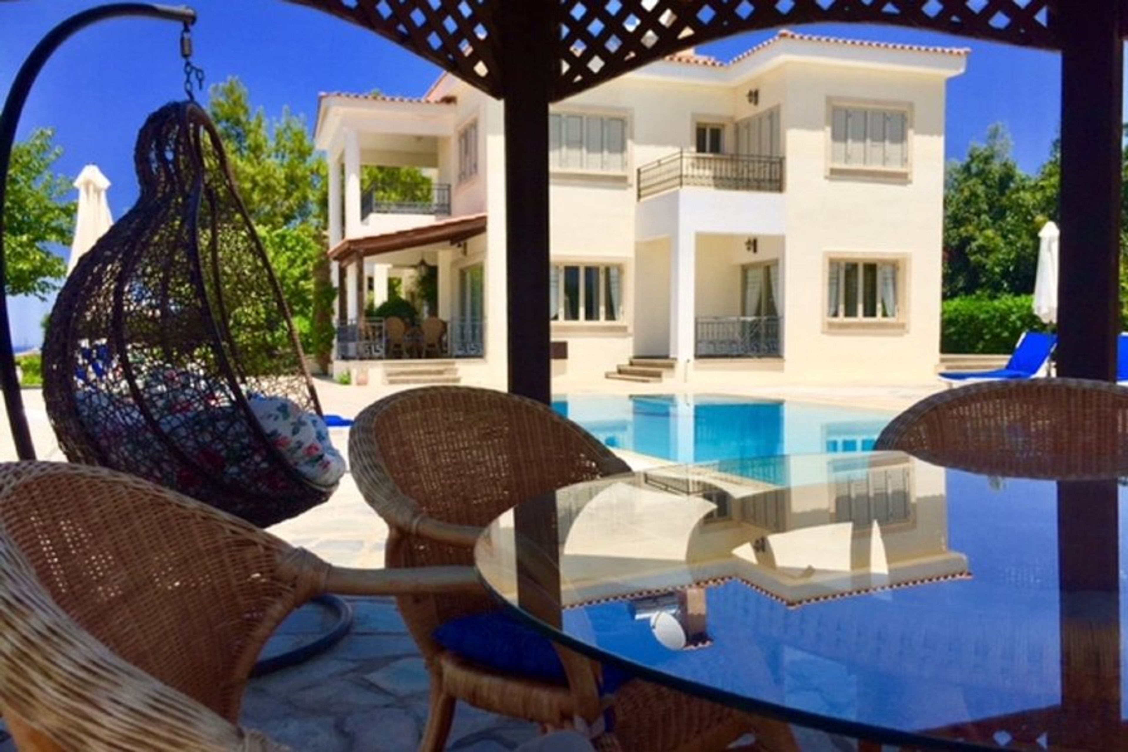 Villa Demetra(WI-FI,sea & mountain view,1km away from beach,swim.pool)
