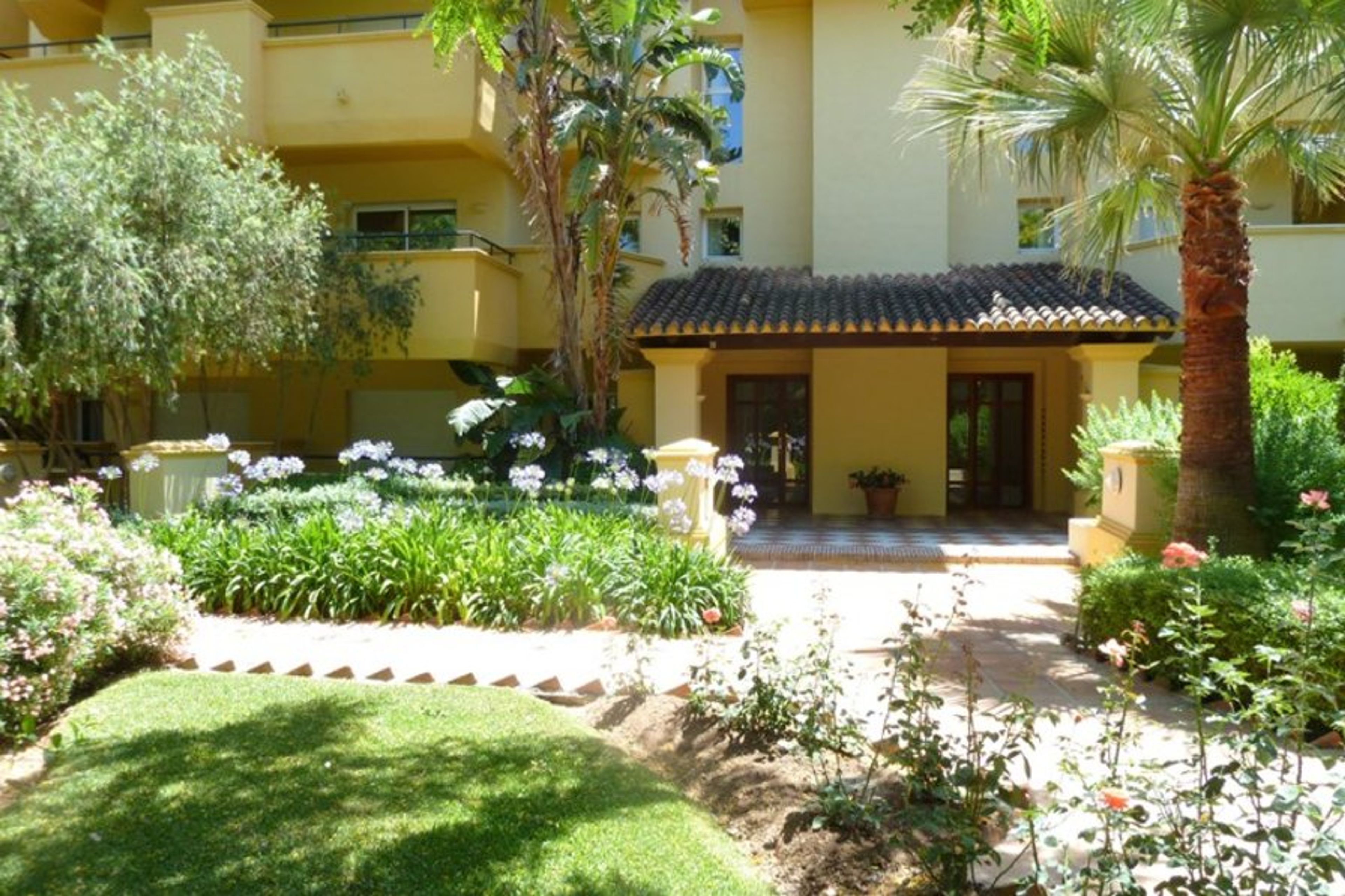 Main entrance to apt complex