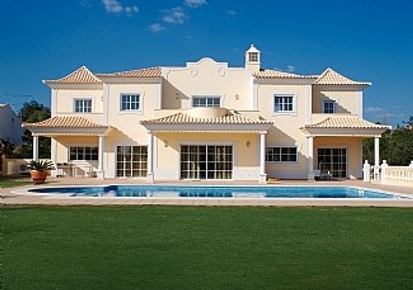 Villa in Almancil, Algarve