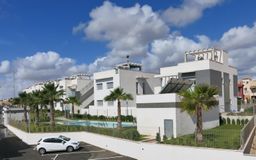 Apartment rental in Torrevieja, Costa Blanca,  with shared pool