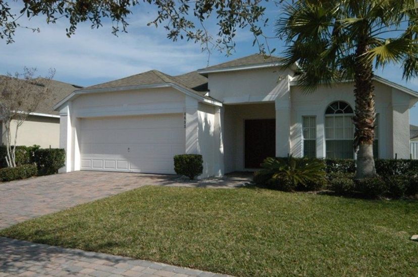 Villa in Cumbrian Lakes, Florida: Front View