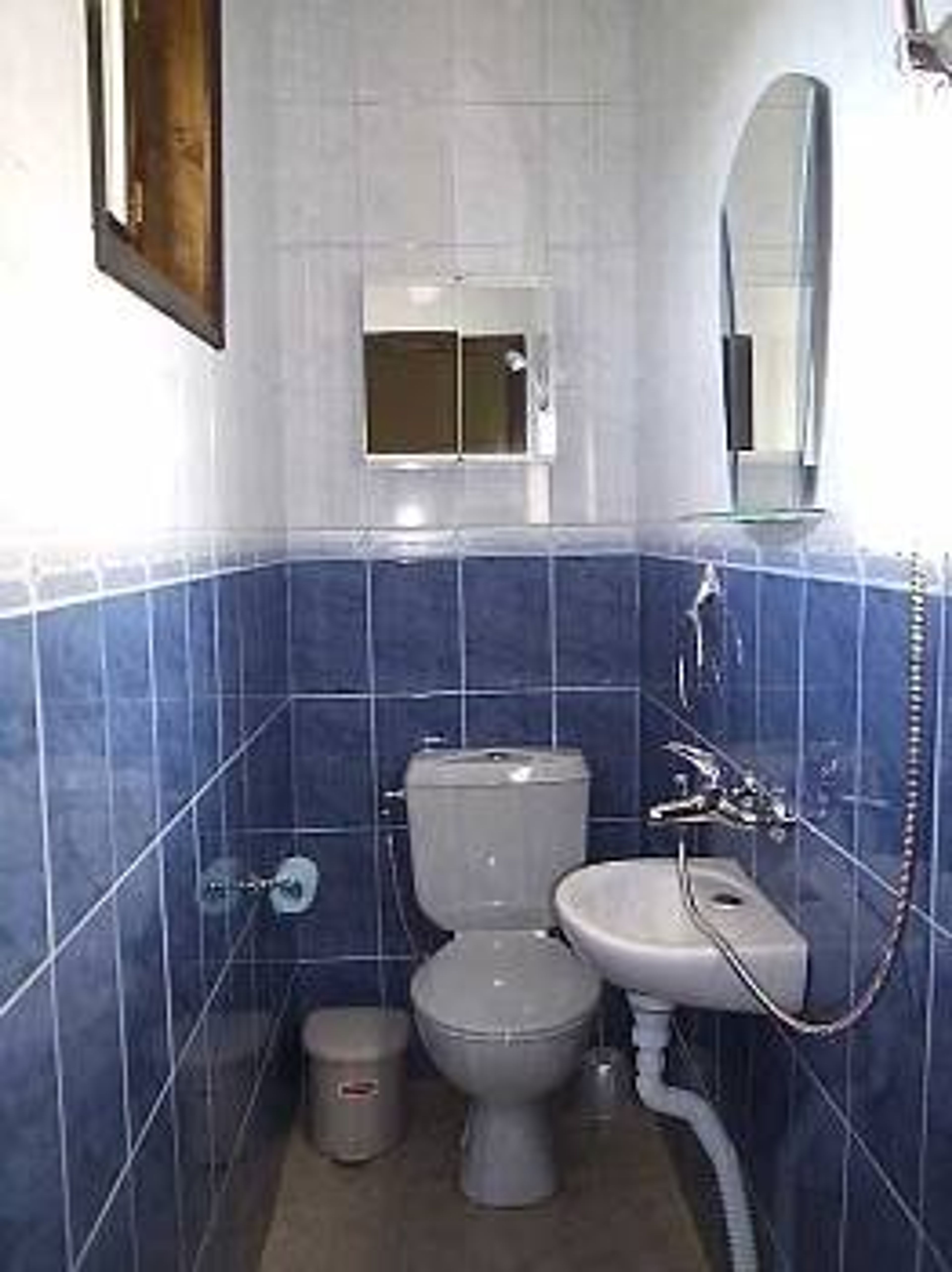 The master bedroom en suite