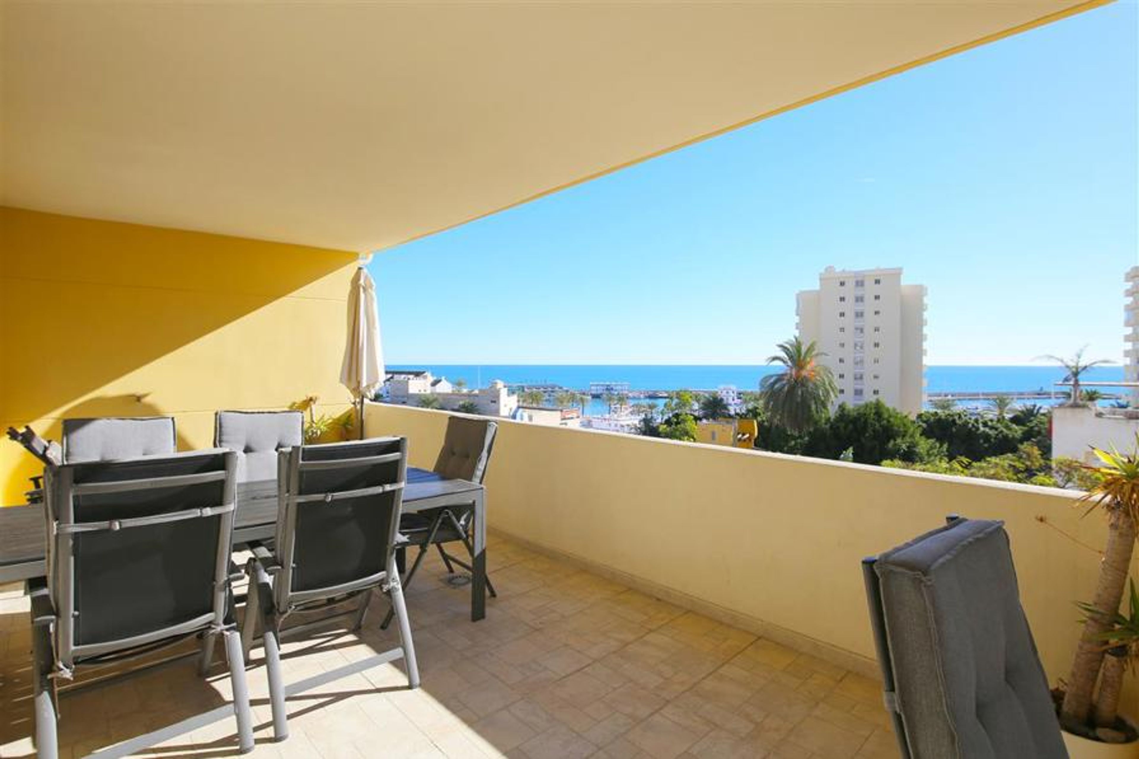 Terrace with outdoor dining area for six guests an