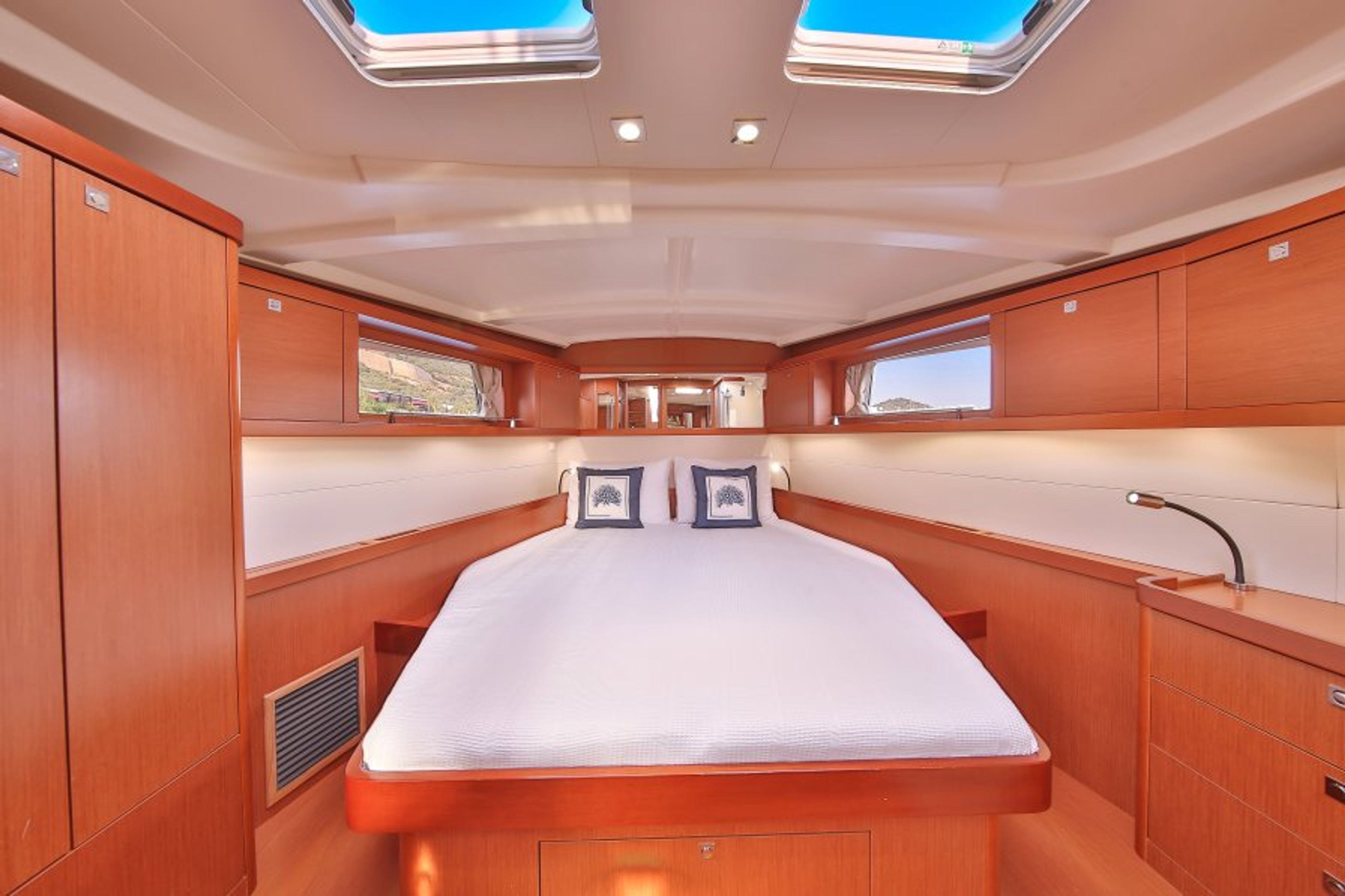 Master Cabin doublebed