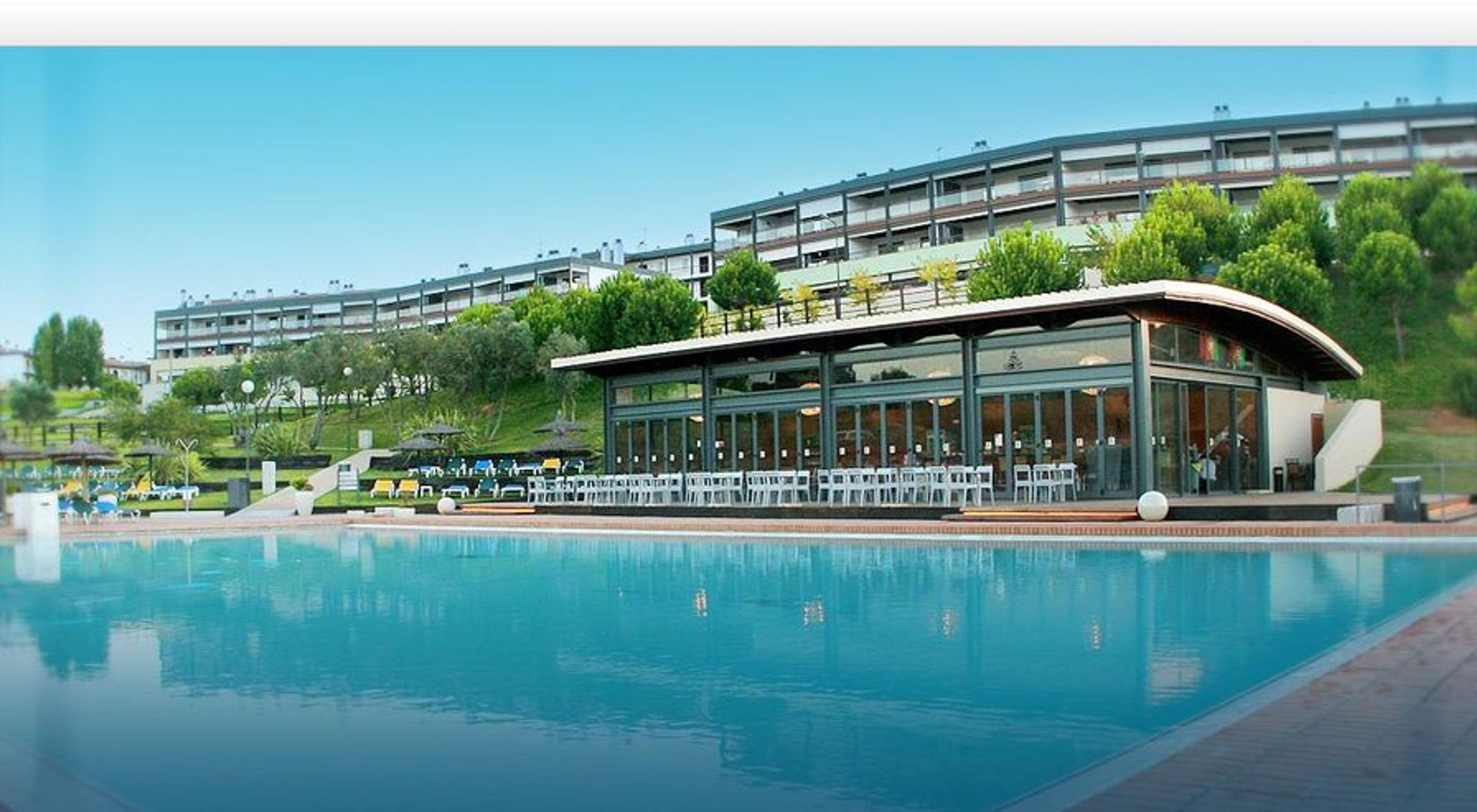 The Complex Snack Bar