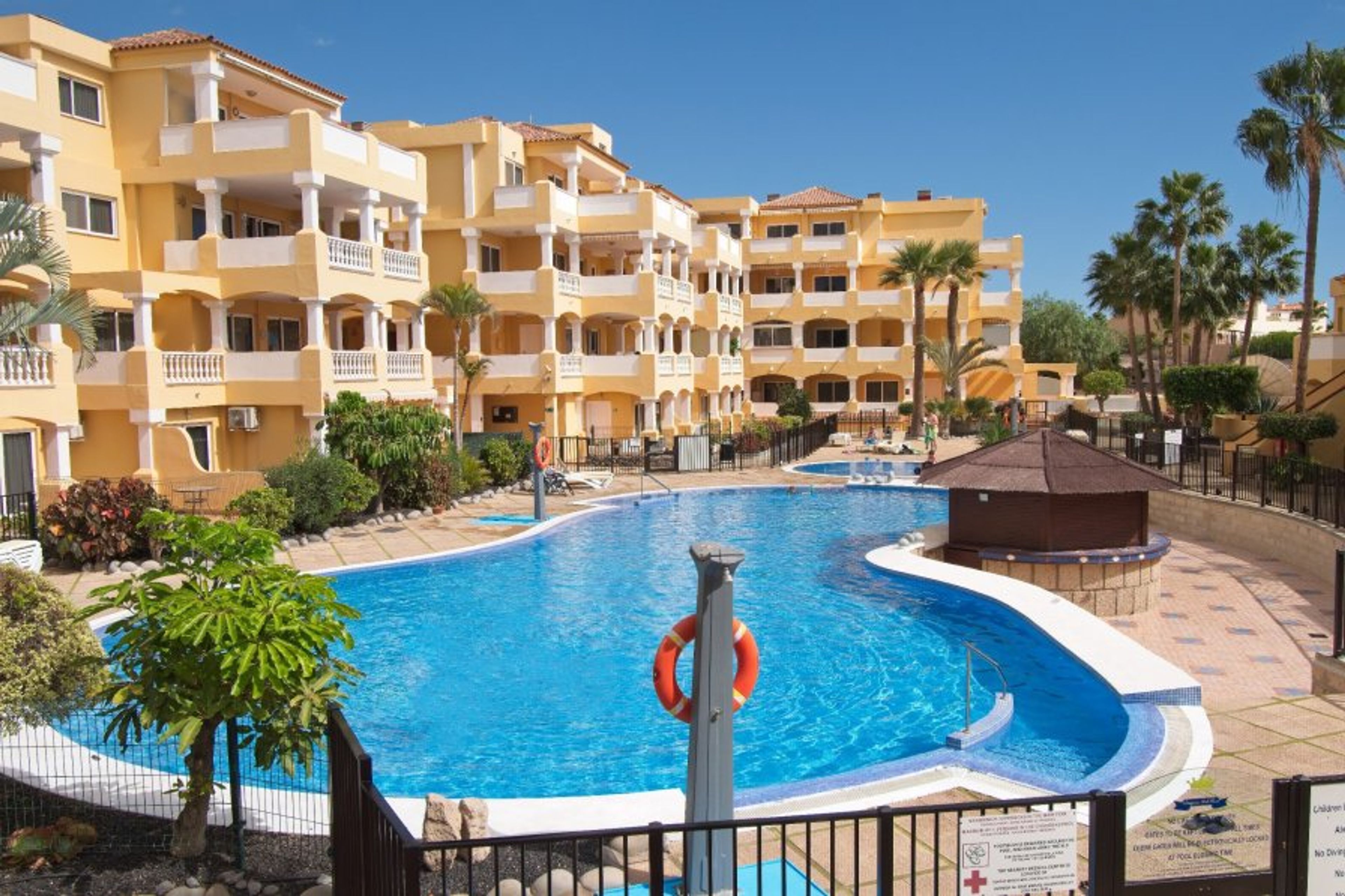 Duquesa Del Mar wonderful 3 bed penthouse with wifi. Tenerife Holiday