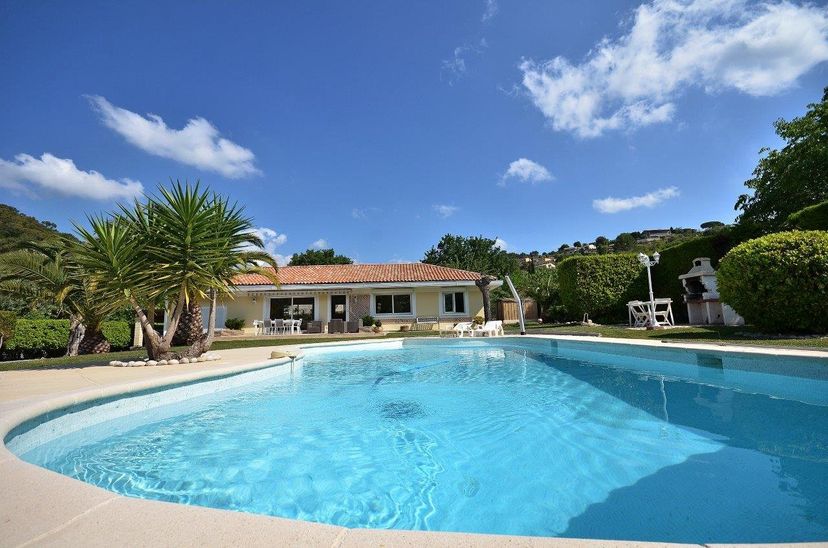 Villa in Auribeau-sur-Siagne, the South of France