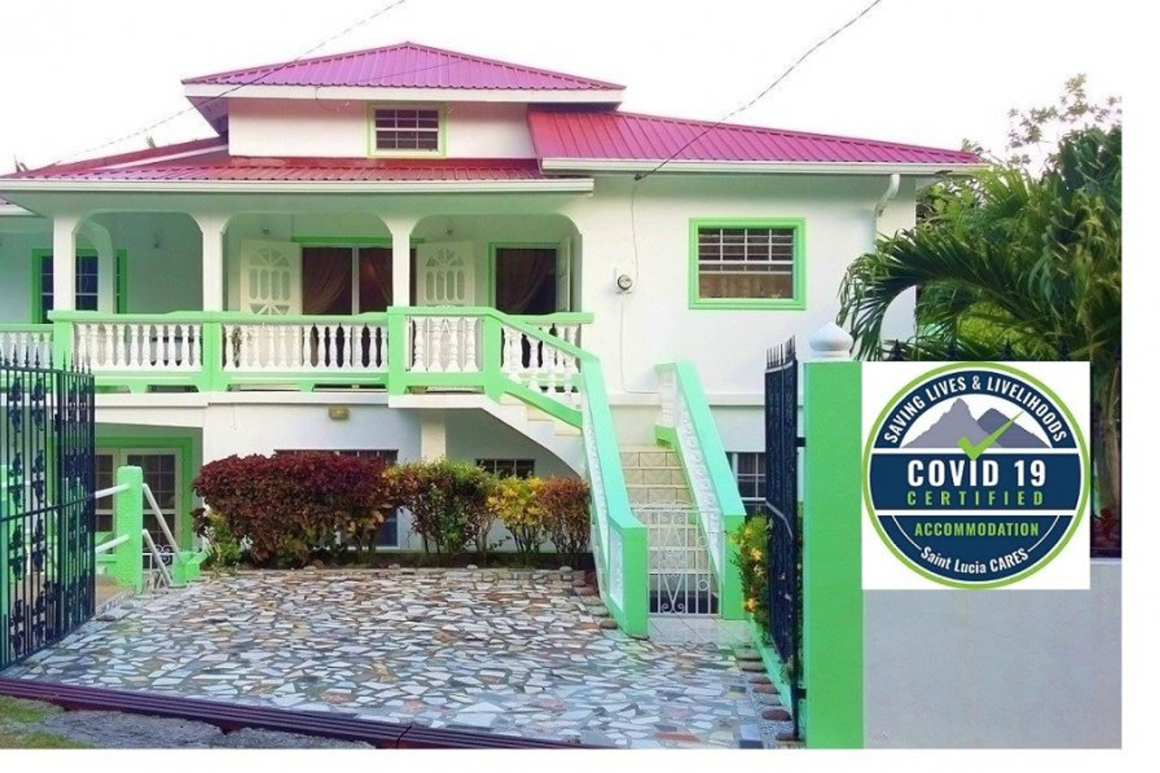 Entrance to Property. Free and secure parking.