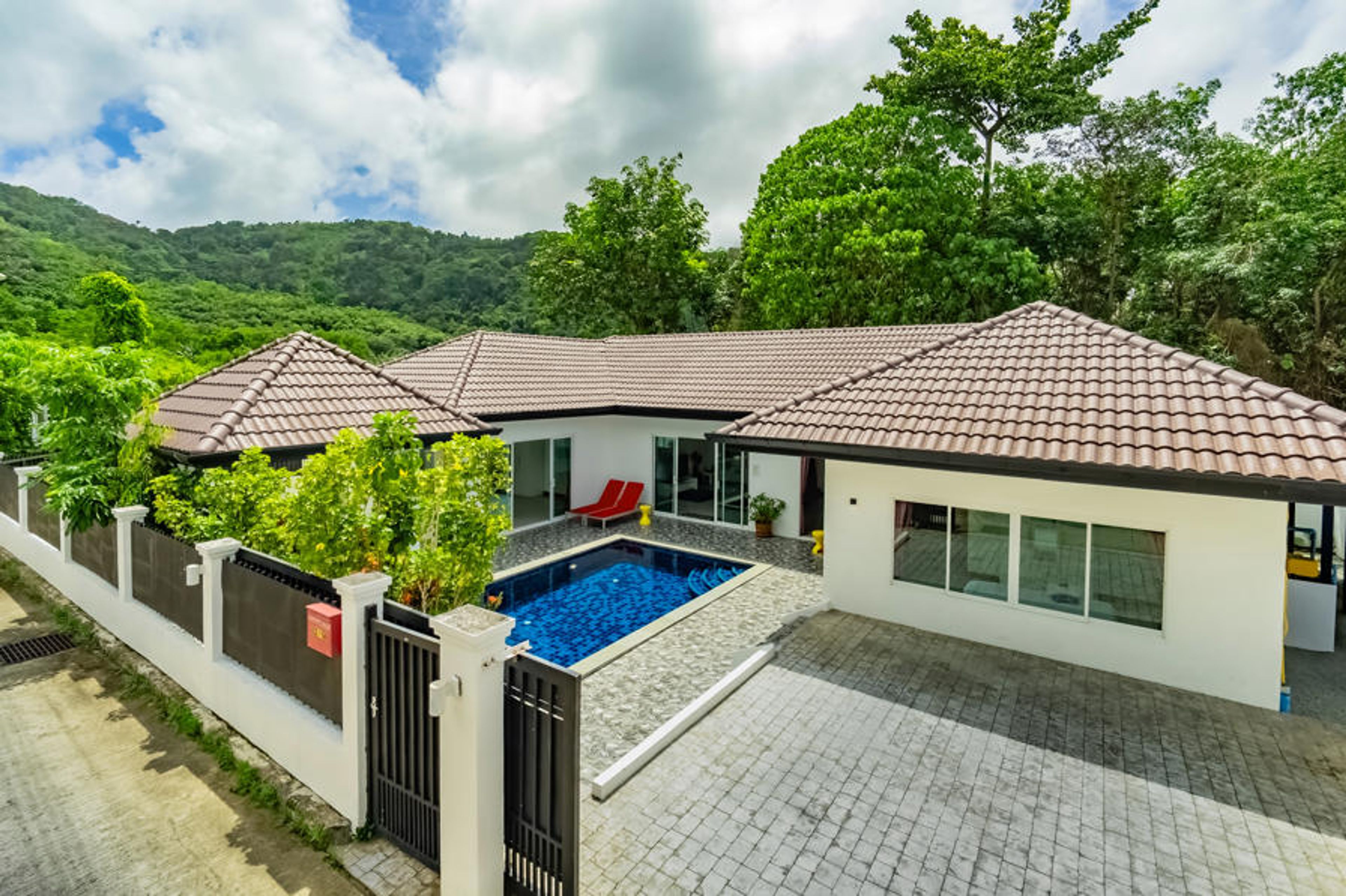 Whole villa with a view