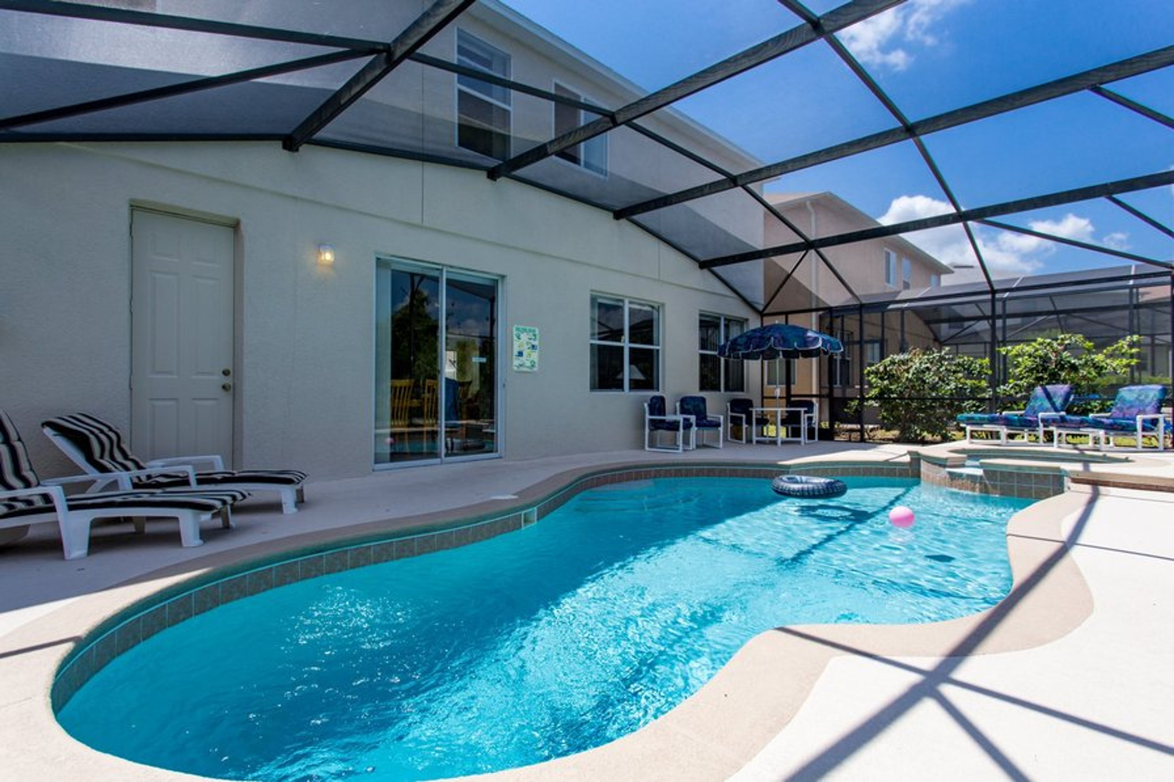 The pool screen protects you from those pesky Florida insects