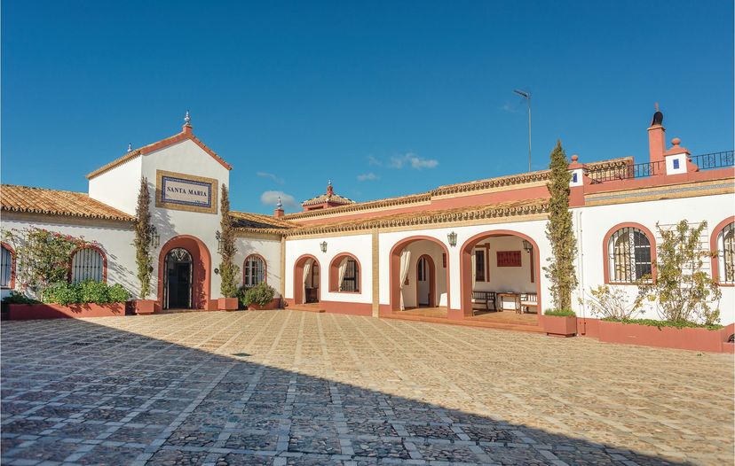 Villa in El Garrobo, Spain