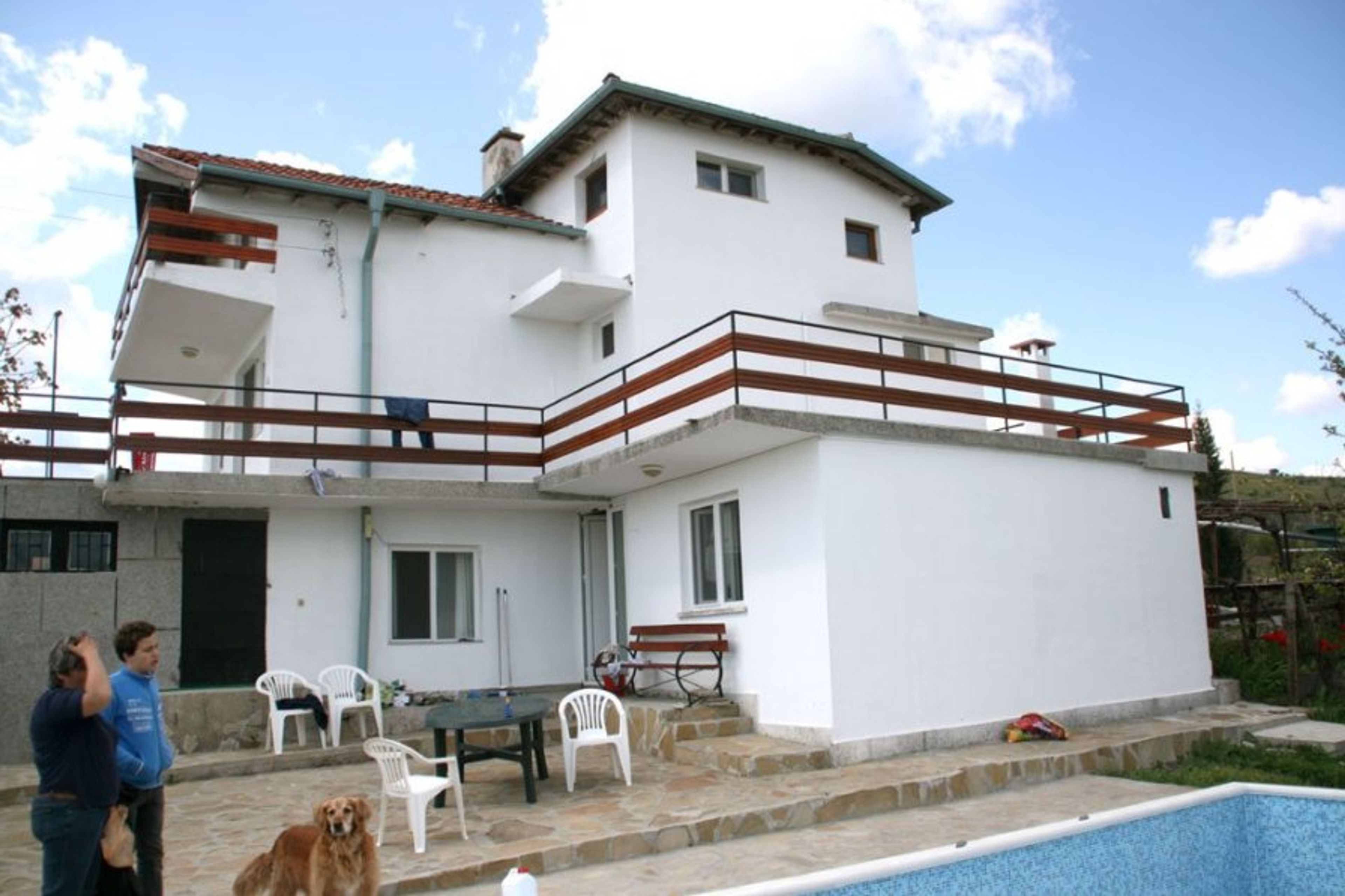 View of swimming pool, house, terrace ground floor...