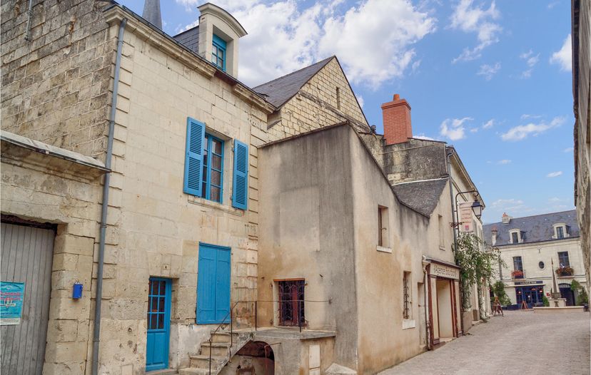 Villa in Fontevraud-l'Abbaye, France
