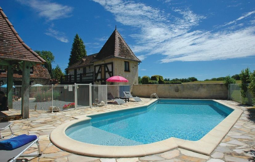 Villa in Savignac-Lédrier, France